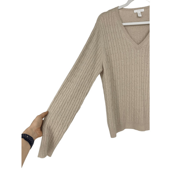 Charter Club Women’s V neck Knit Sweater Cashmere Angora Cable Knit Neutral - Picture 8 of 8